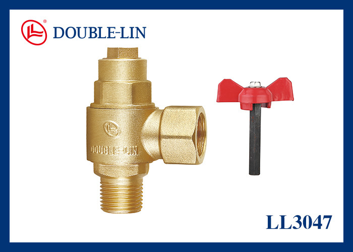 Valvola d'angolo in ottone poliesterificata in PTFE versatile per applicazioni multiple
